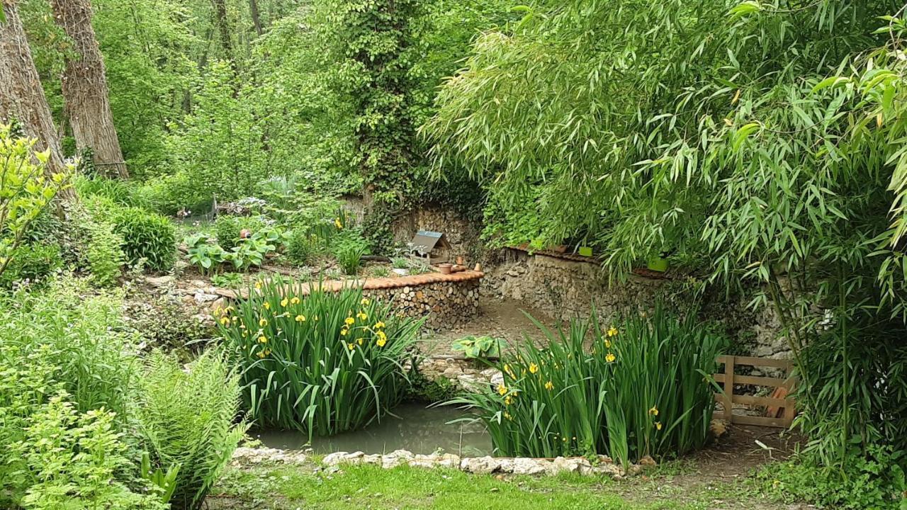 Le Clos Du Buisson Saint-Julien-de-la-Liegue المظهر الخارجي الصورة