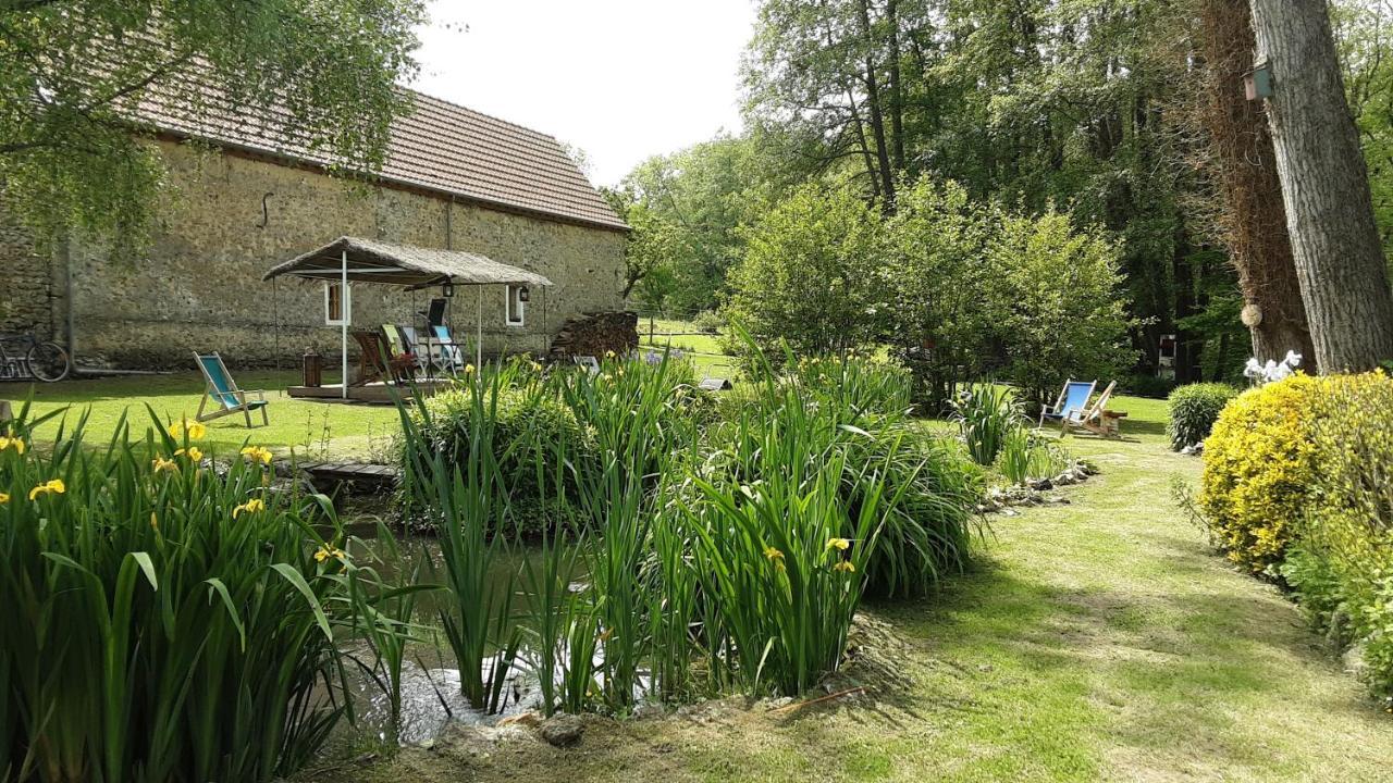 Le Clos Du Buisson Saint-Julien-de-la-Liegue المظهر الخارجي الصورة
